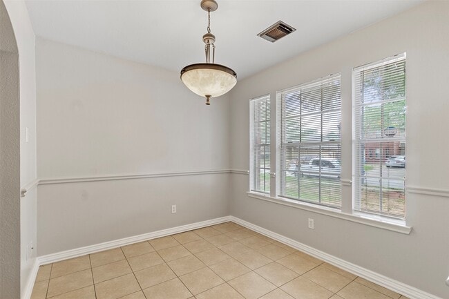 Photo - 9130 Reagan Meadow Ct