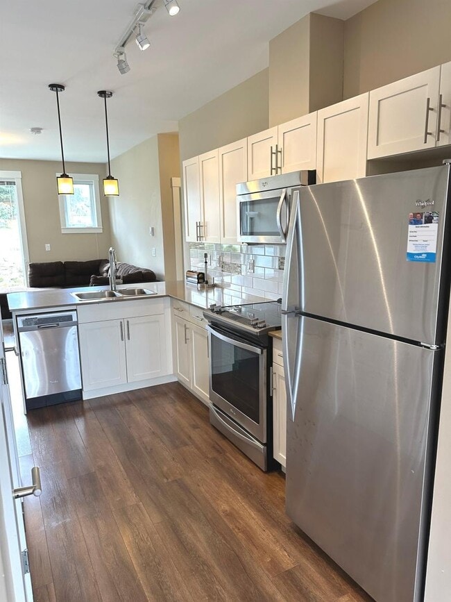 Building Photo - 2 bedroom in Kitimat BC V8C 2N9