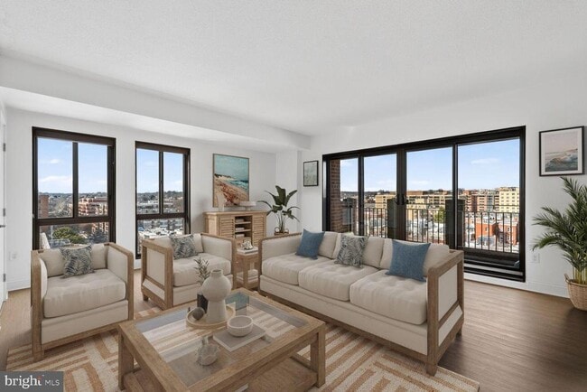 Photo - 1280 21st St NW Unidad 907