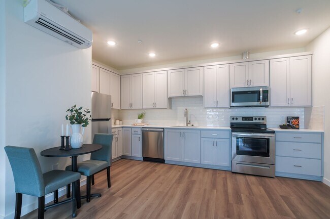 Photo - Peyton Place