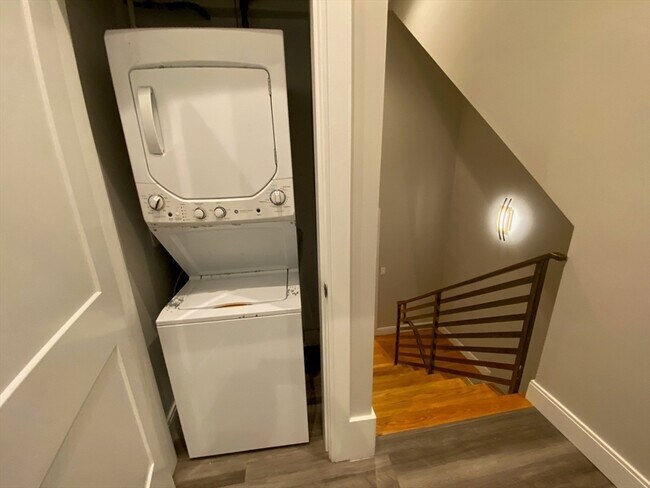 Photo - 189 Washington St