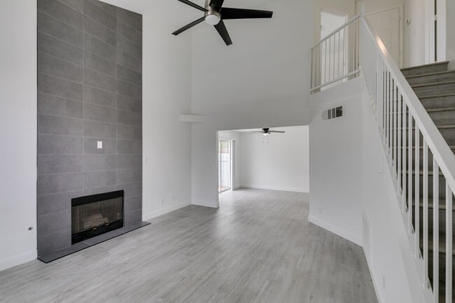 Photo - Upgraded and modern townhome with 2 primary suites - Cheyenne and Durango