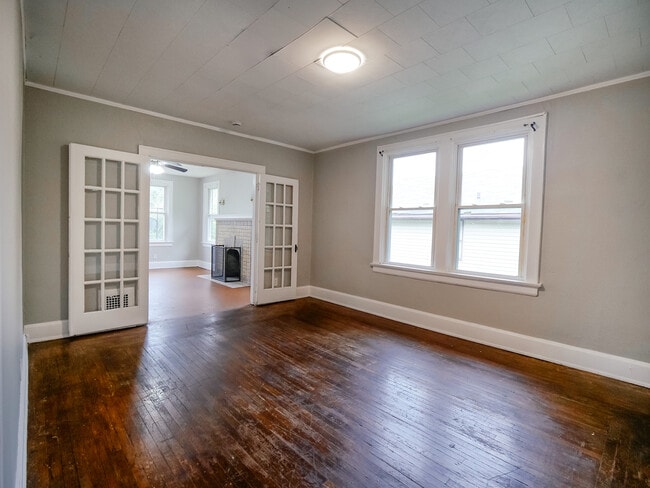 Photo - 2730 Shaffer Ave