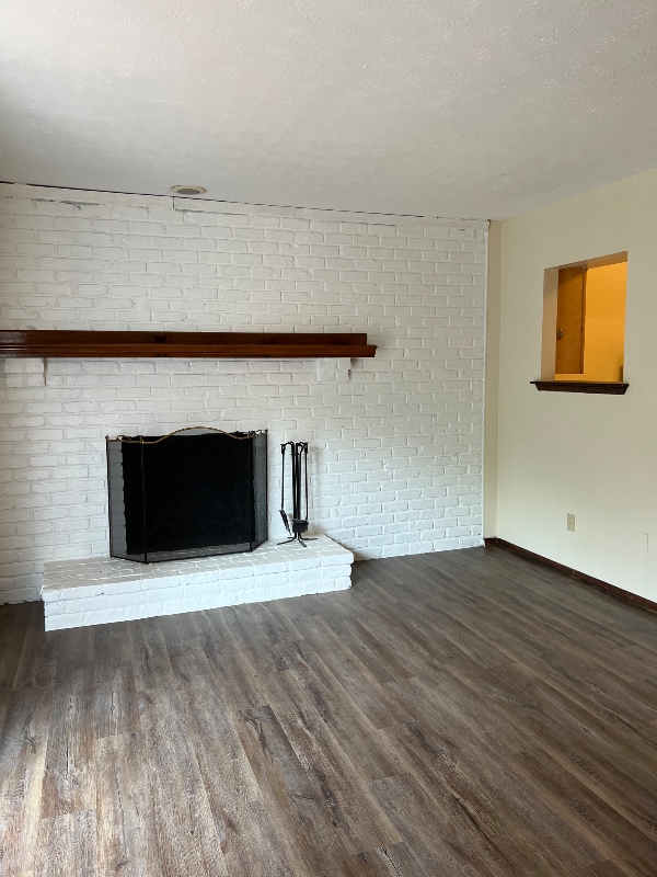 Photo - 2065 Sutton Ave