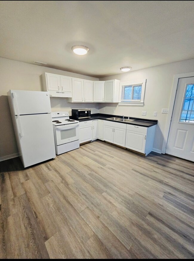 Photo - Eastside Four Bedroom Home near 42nd and Shadeland Ave