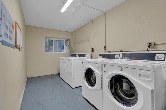 Photo - 10 Scottfield Rd Condo Unit 2