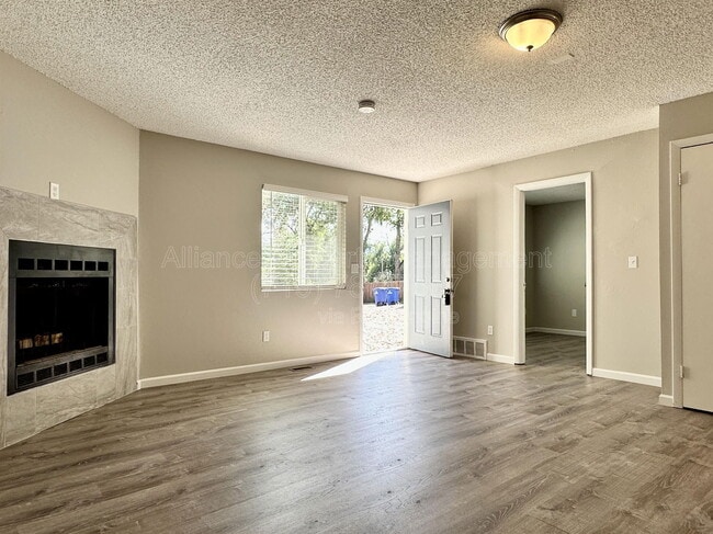 Photo - 2460 E Willamette Ave