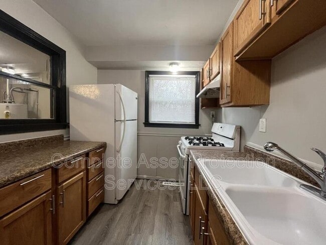 3102 W 40th Ave