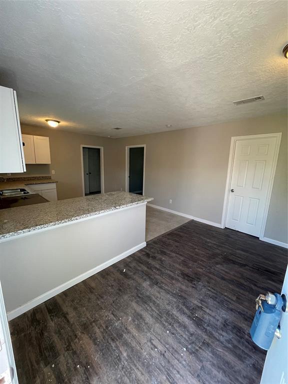 Photo - 5006 Ridgeway Dr