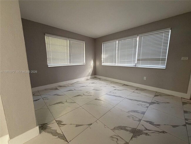 Photo - 508 E 23rd St