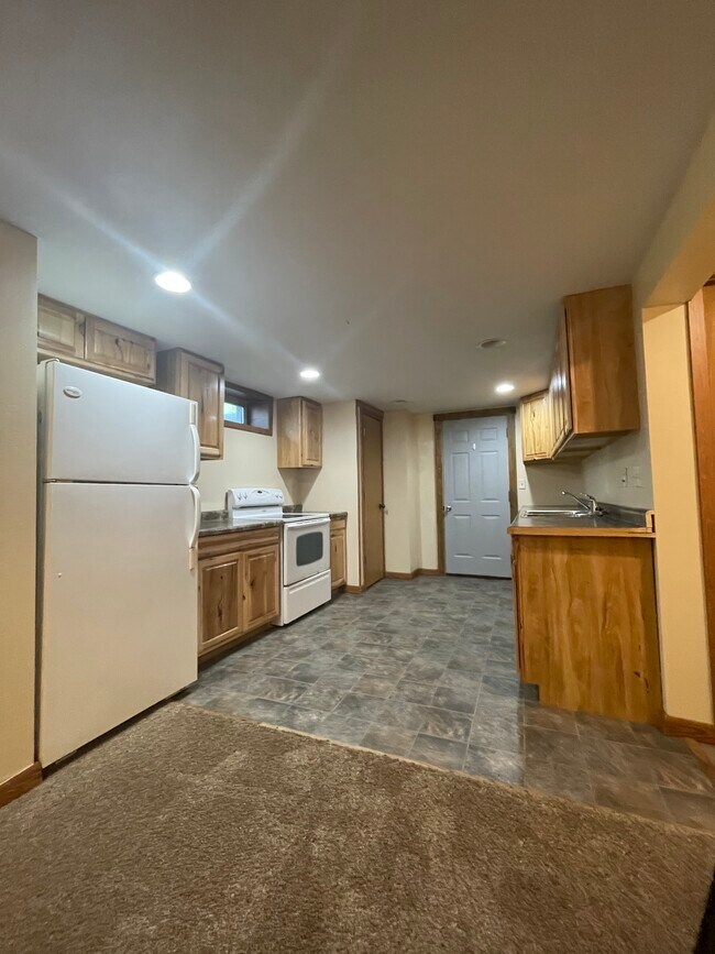 Photo - 20427 W Clark Ave Apt 11 Unit Apt 11