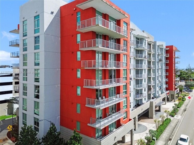 Building Photo - 7661 NW 107th Ave Unit 514