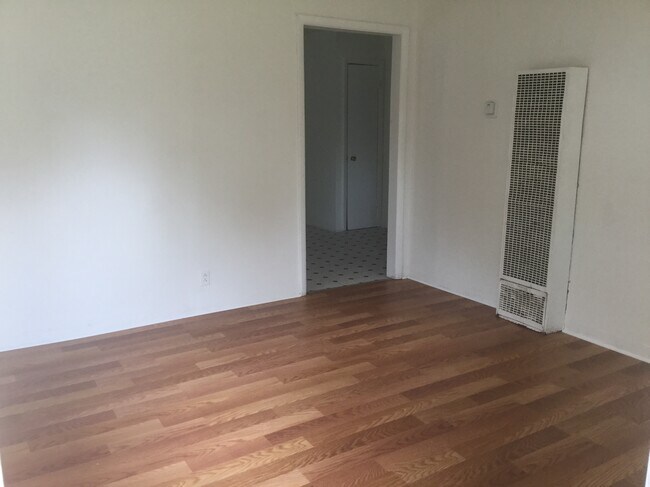 Photo - 2104 Hatcher Rd Unidad Number C