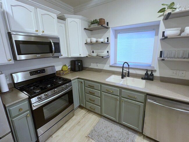 Photo - 8781 Jefferson Dr