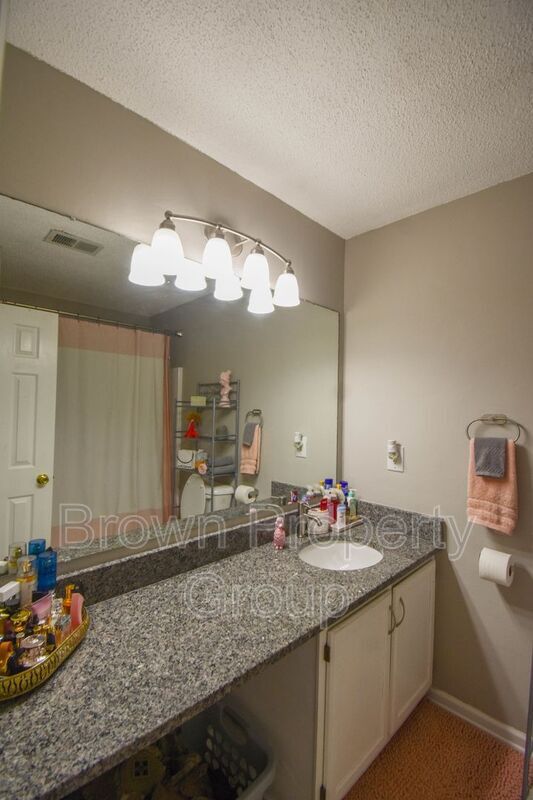 Photo - 5598 Windy Knoll Pl