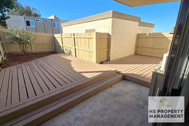 Photo - 8026 Linda Vista Rd