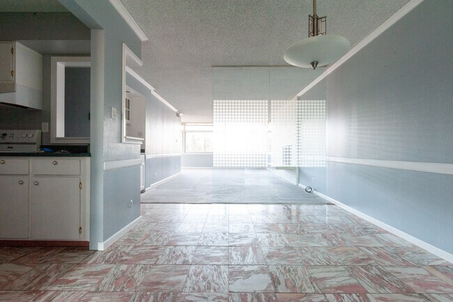 Photo - 1313 N Williams St Unit 505