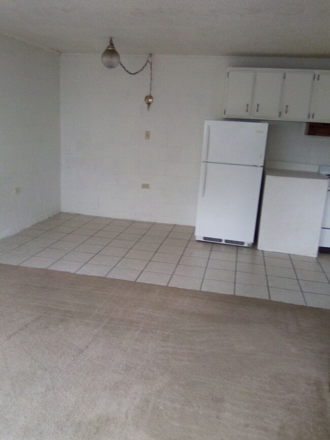 Living room and Dining - 1051 S 4th Ave Unit 23