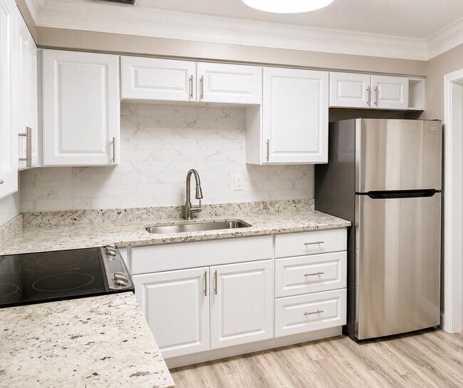 1723 NE Miami Gardens Dr Unit 237