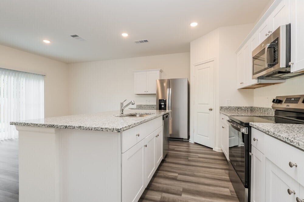 Photo - 440 Harlow Dr