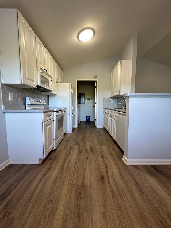 Photo - 107 Evergreen Pl Unit Evergreen Place