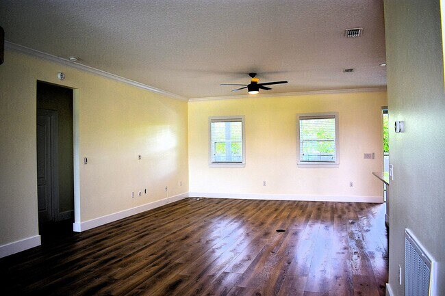 Photo - 1217 SW Marmore Ave