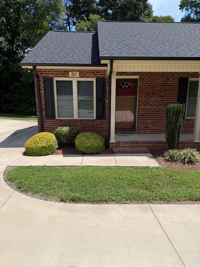 Photo - 1287 Janice Rd