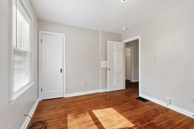 Photo - 1355 Ida Ave Unit A