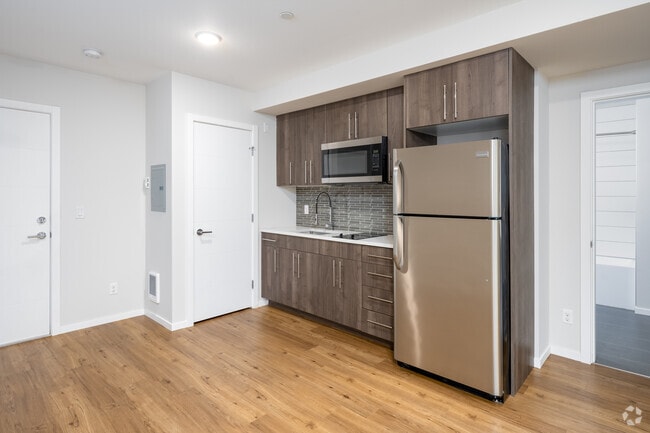 Estudio, 1HAB - Modern Studios in Desirable Capitol Hill Neighborhood!