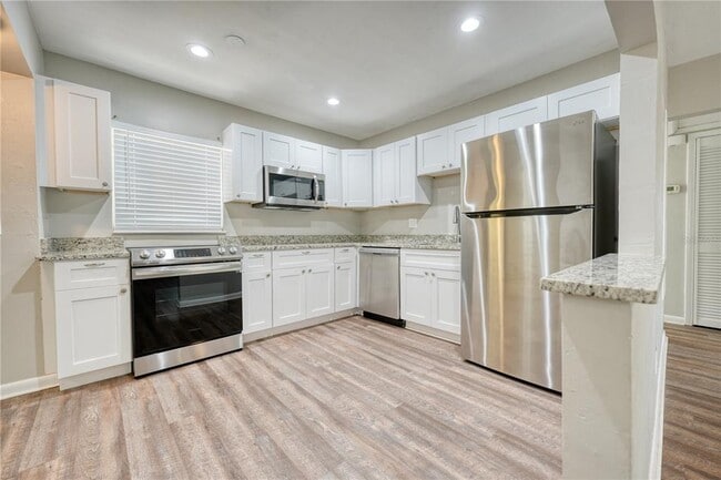 Photo - 8086 28th Ave N