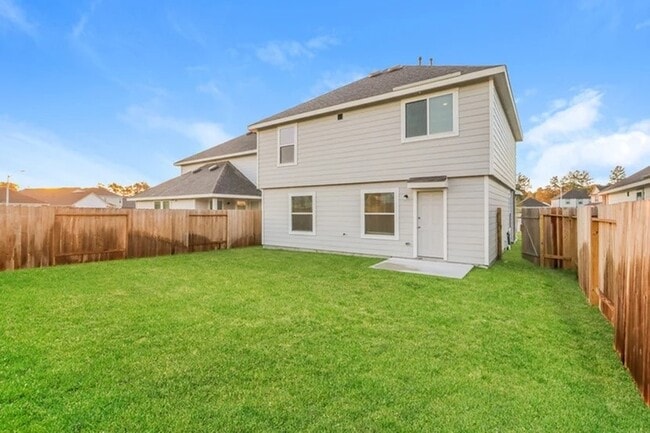 Photo - 22447 Verdin Rd