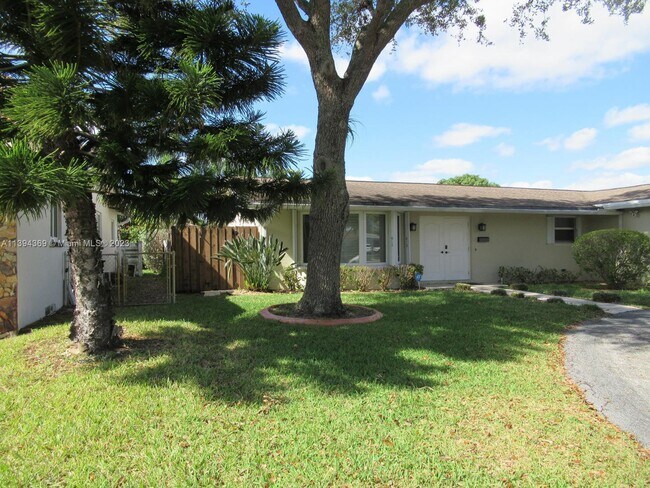 Photo - 1118 N 46th Ave