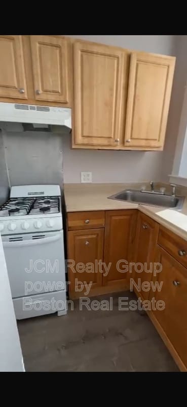 Building Photo - 116-124A Central Ave Unit U-41 4th Floor / U-31 3th Floor