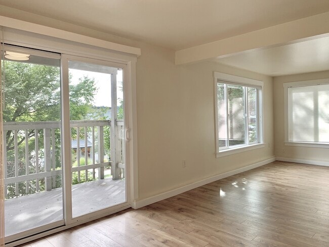 Photo - 3441 23rd Ave W