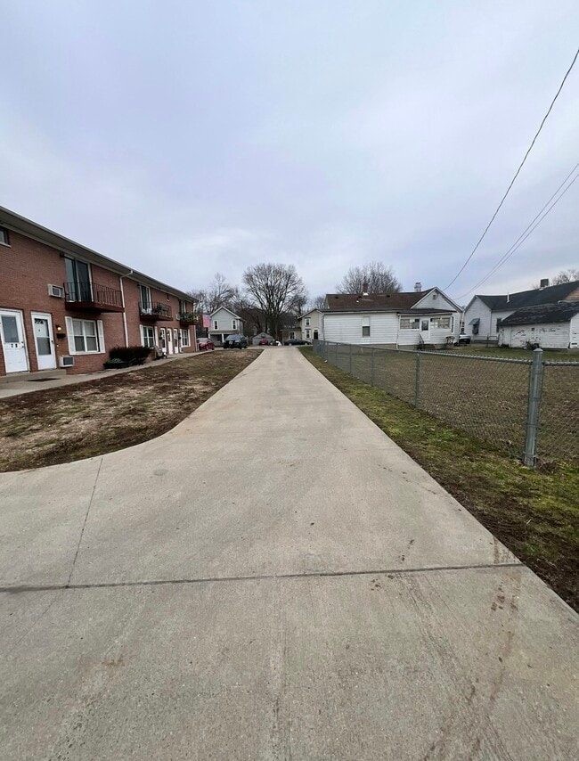 Photo - 23 S River St Unit 1