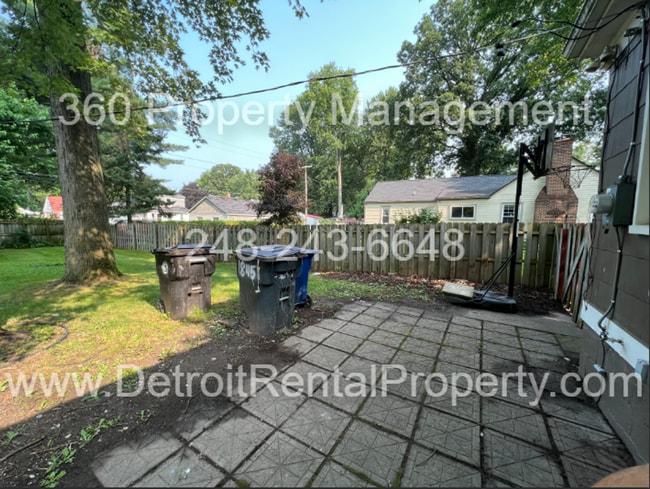 Photo - 2 bed 2 Full bath Ranch with Basement and spacious Yard!