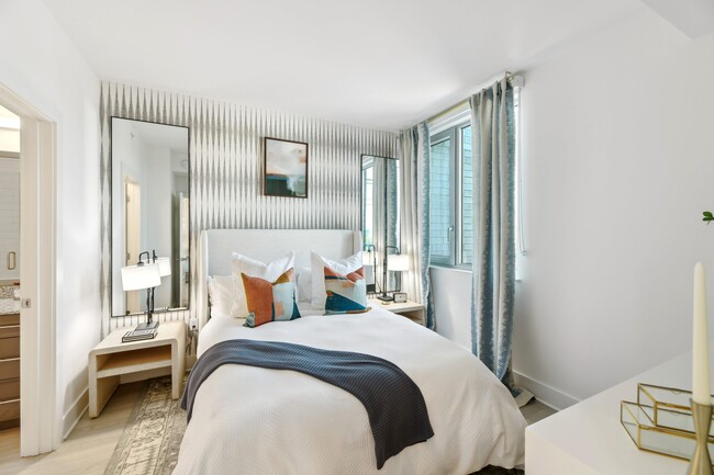 Link Apartments® H Street