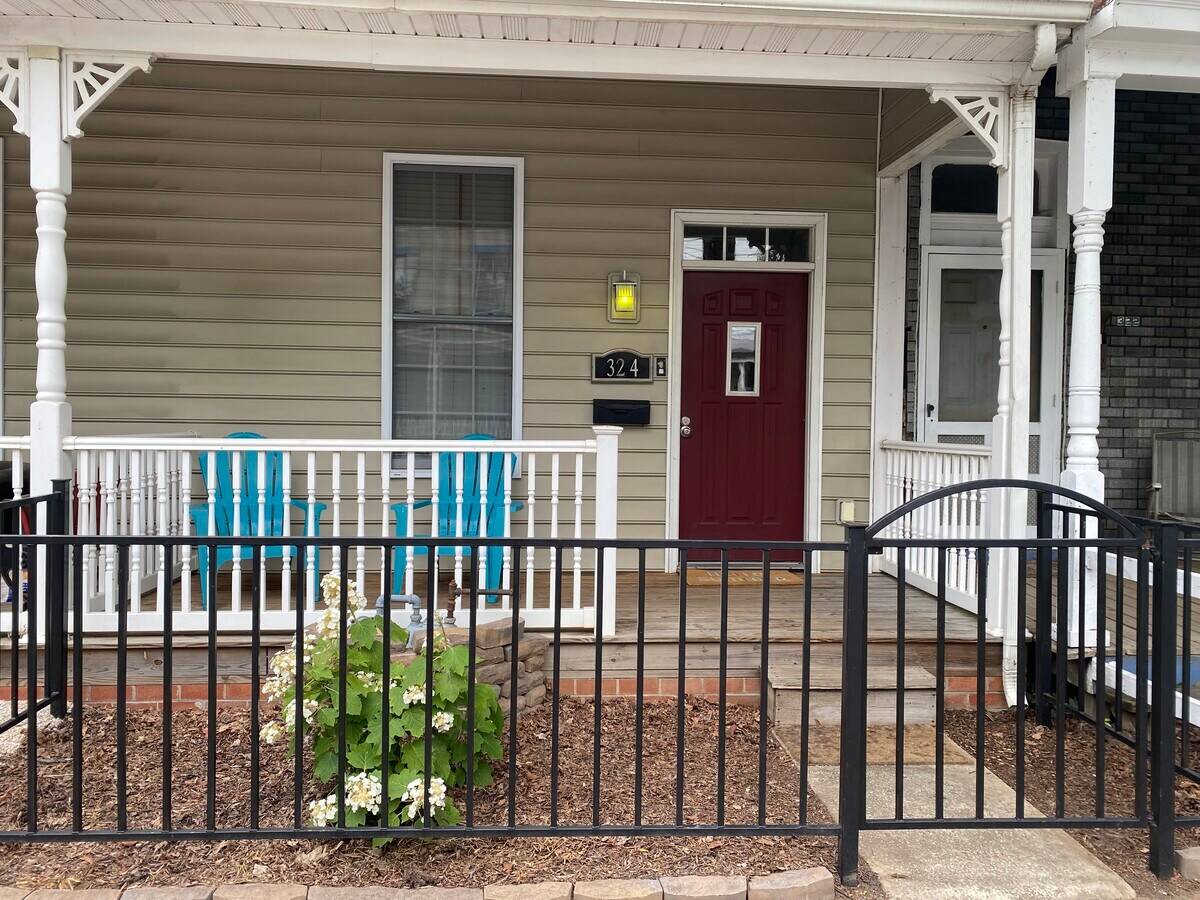 Photo - 324 S Laurel St