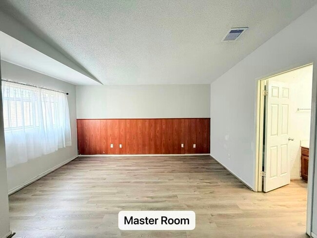 Building Photo - 6418 Gladewell Dr Rental