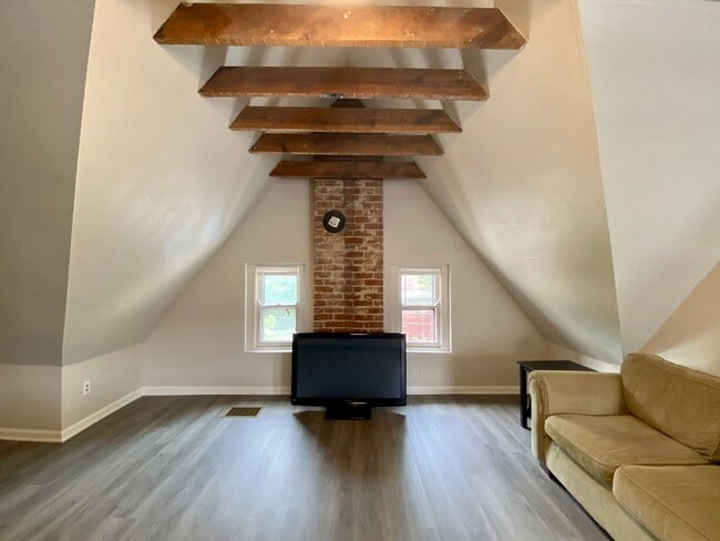 Building Photo - 146 Parker St Unit 1