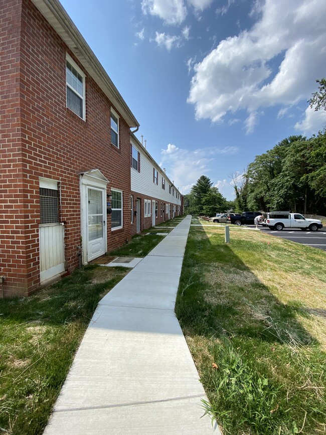 Catons Villas South Townhomes