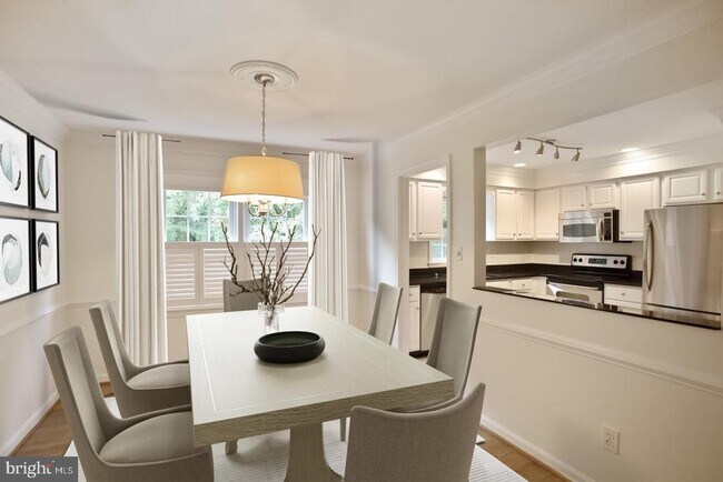 Photo - 7041 Alicent Pl