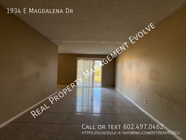 Photo - 1934 E Magdalena Dr
