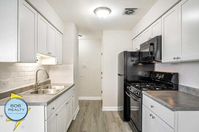 Photo - 3001 N Thatcher Ave Unidad 2D