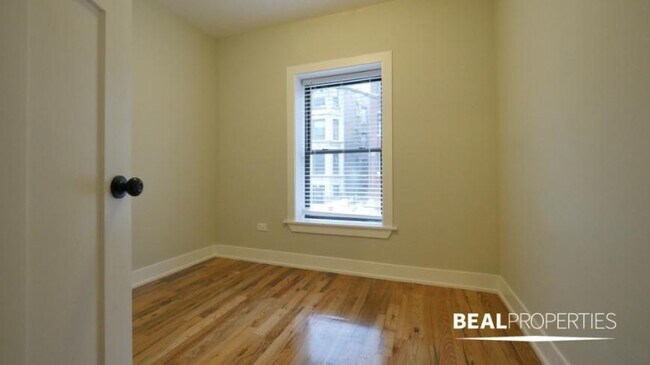 Photo - 3 bedroom in CHICAGO IL 60657 Unit 1