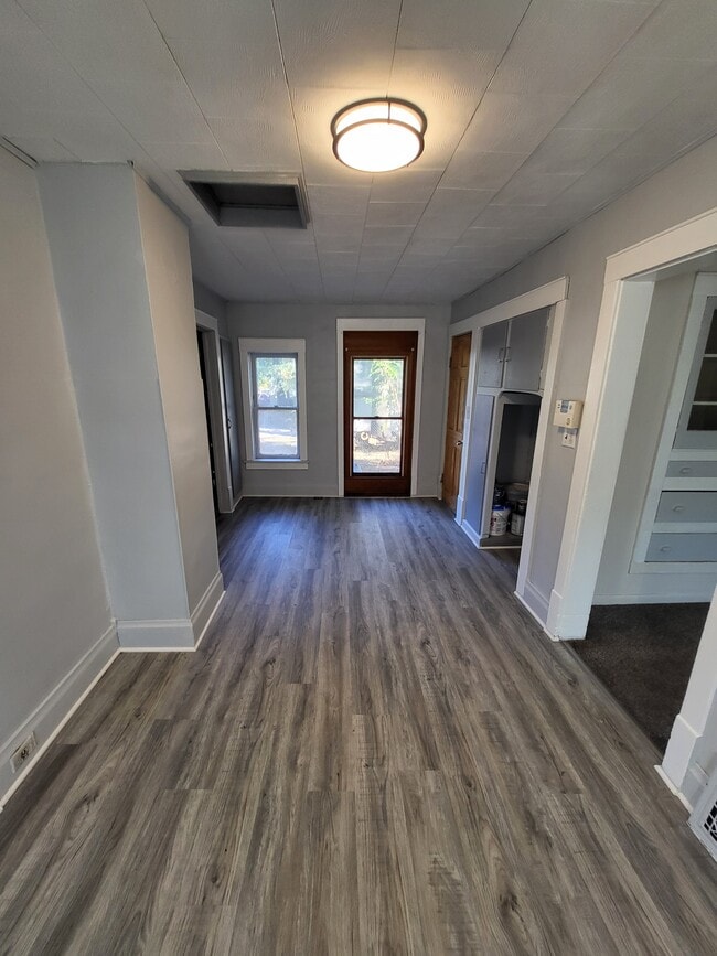 Photo - 3113 Mona St