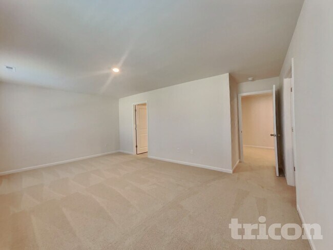 Photo - 141 Chapel Dr