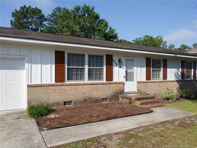 Photo - 3249 Glenmore Dr