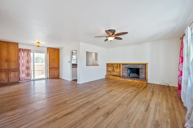 Photo - 3036 W Prospect Rd