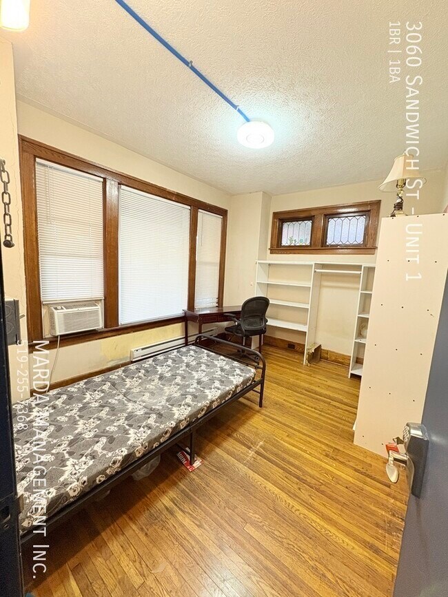 Photo - COZY FURNISHED STUDENT ROOM RENTAL - IN SANDWICH ALL INCLUSIVE!! Unit 1